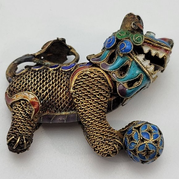 Vintage Movable Head Double Sided Chinese Mesh Brass & Enamel Foo Dog Pendant - Picture 1 of 5